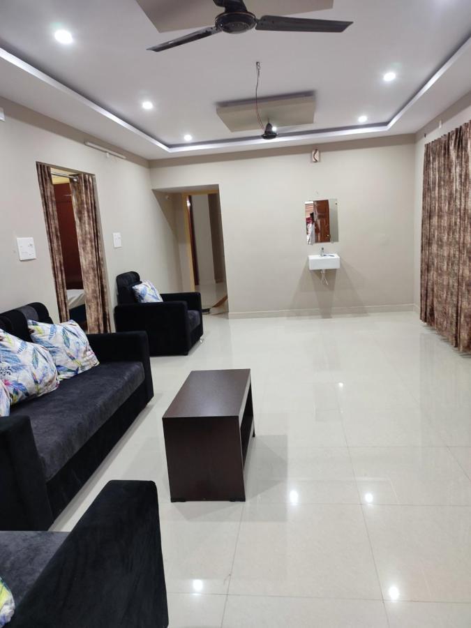 Rahul'S Castle Guest House Visakhapatnam Eksteriør billede